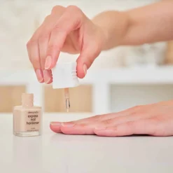 Alessandro Nagelpflege|