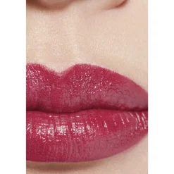 CHANEL Lippenstifte|FARBINTENSIVER LIPPENSTIFT. KONZENTRIERTE LEUCHTKRAFT UND PFLEGE. REFILLABLE
