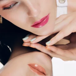 CHANEL Lippenstifte|GETÖNTER, FEUCHTIGKEITSSPENDENDER, VERSCHÖNERNDER LIPPENBALSAM MIT INDIVIDUELLER FARBINTENSITÄT