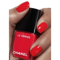 CHANEL Nagellack|NAGELLACK – FARBE UND GLANZ MIT LANGEM HALT